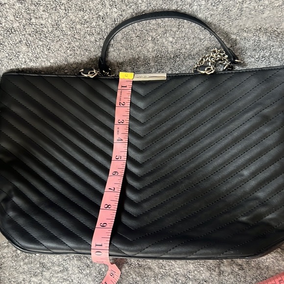 Multi pocket black Nine West handbag - Picture 9 of 10